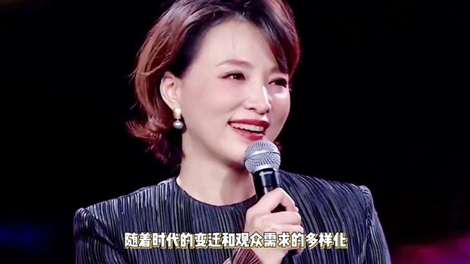 董卿最新消息揭秘，冬日暖心故事独家报道